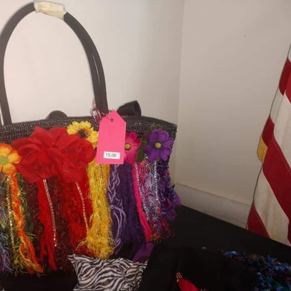 Ladies Purses - Picture 6 of 16